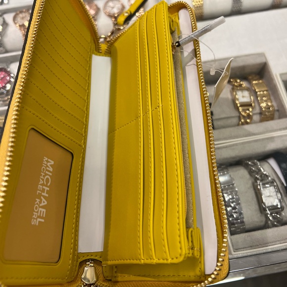 Michael Kors Purse and Wallet - Picture 13 of 16